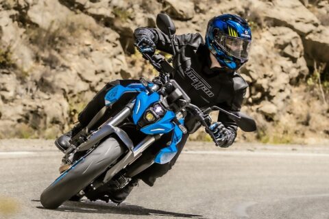 Suzuki GSX-8S 2025 se destaca pela performance e design