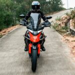 Zontes T 350 2025: moto oferece segurança e praticidade