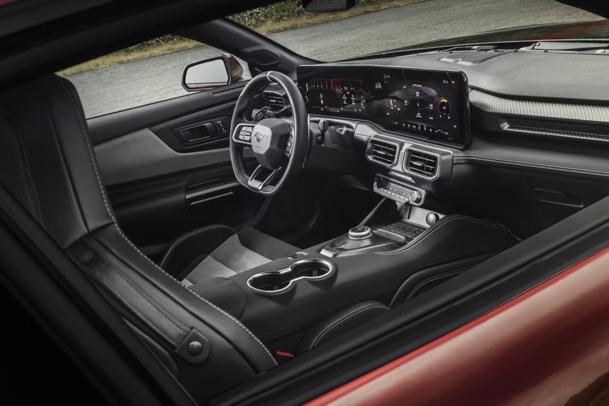 Ford Mustang GTD oferece conforto e tecnologia de última geração no interior do veículo - Foto: divulgação