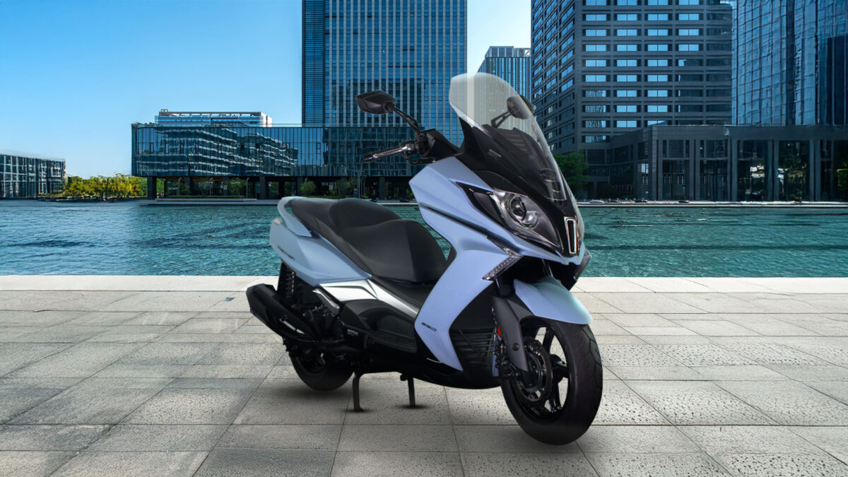 Kymco Downtown 350i TCS 2025: conforto e desempenho