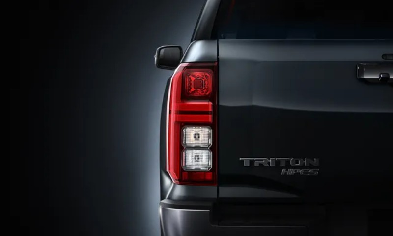 Ficha técnica da Mitsubishi Triton HPE-S 2025