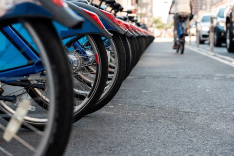 Vendas de motos batem recorde no 1º semestre de 2025; entenda