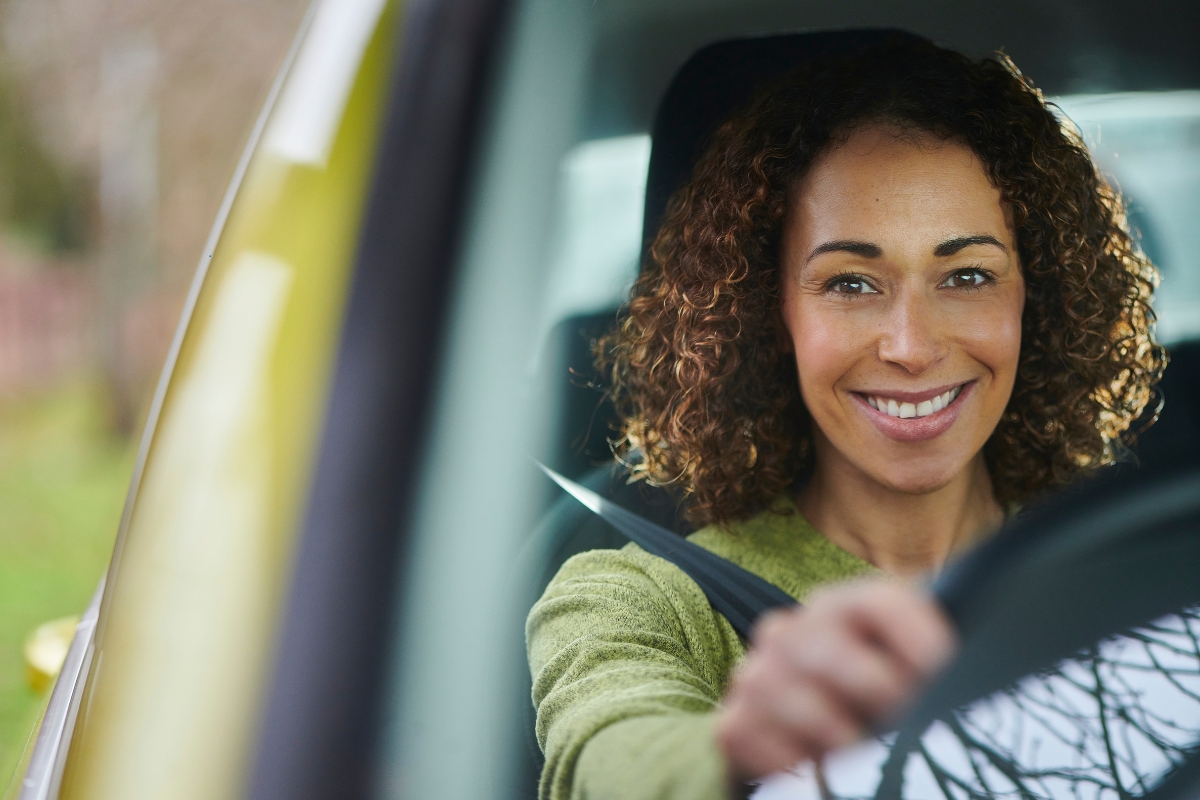 Dispositivo do seu carro pode te fazer economizar R$ 130,16 em multa com a nova Lei do Farol