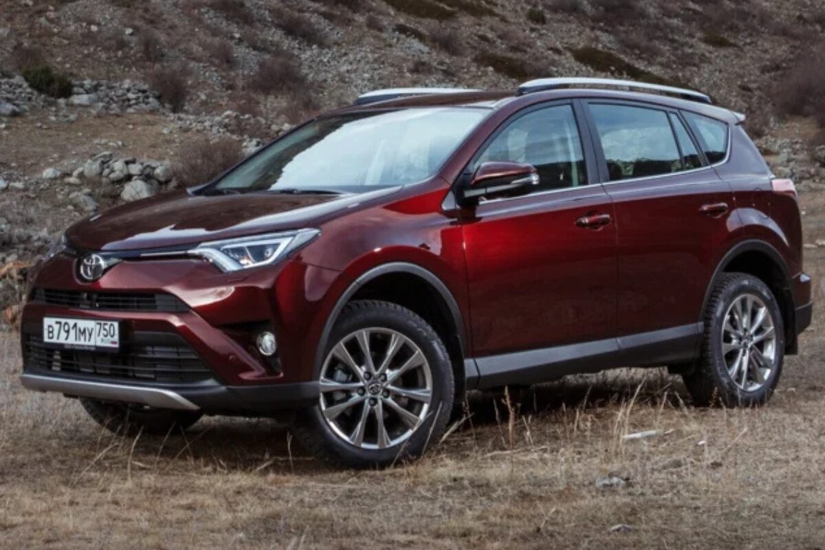 Toyota RAV4 - Foto: divulgação