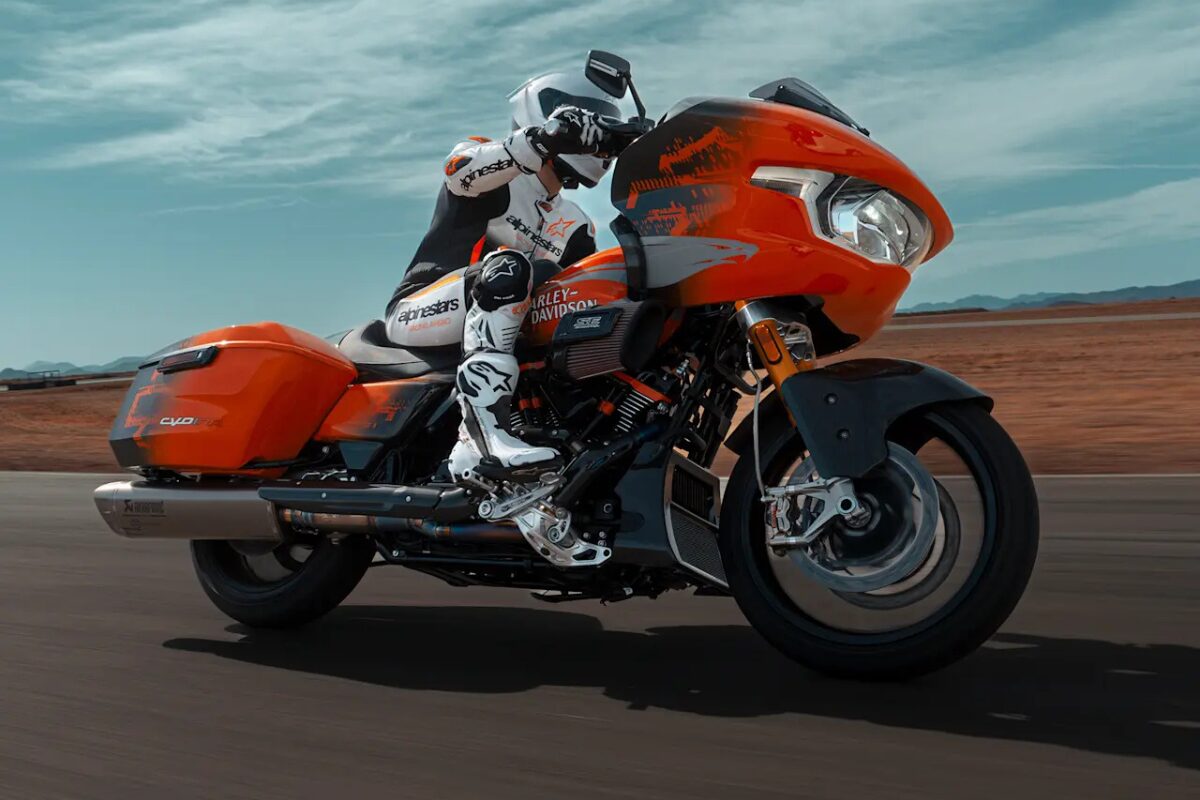 Harley-Davidson CVO Road Glide RR 2025 - Foto: divulgação