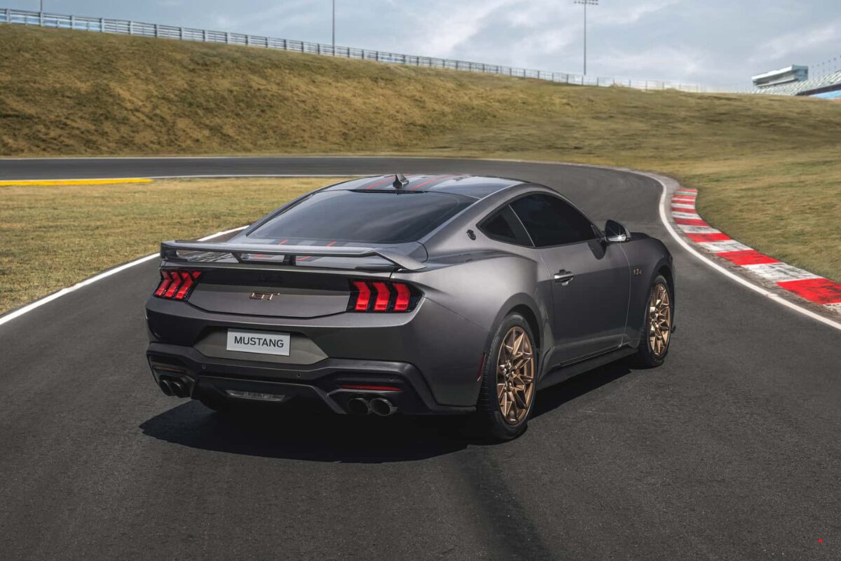 Ford Mustang GT manual - Foto: divulgação