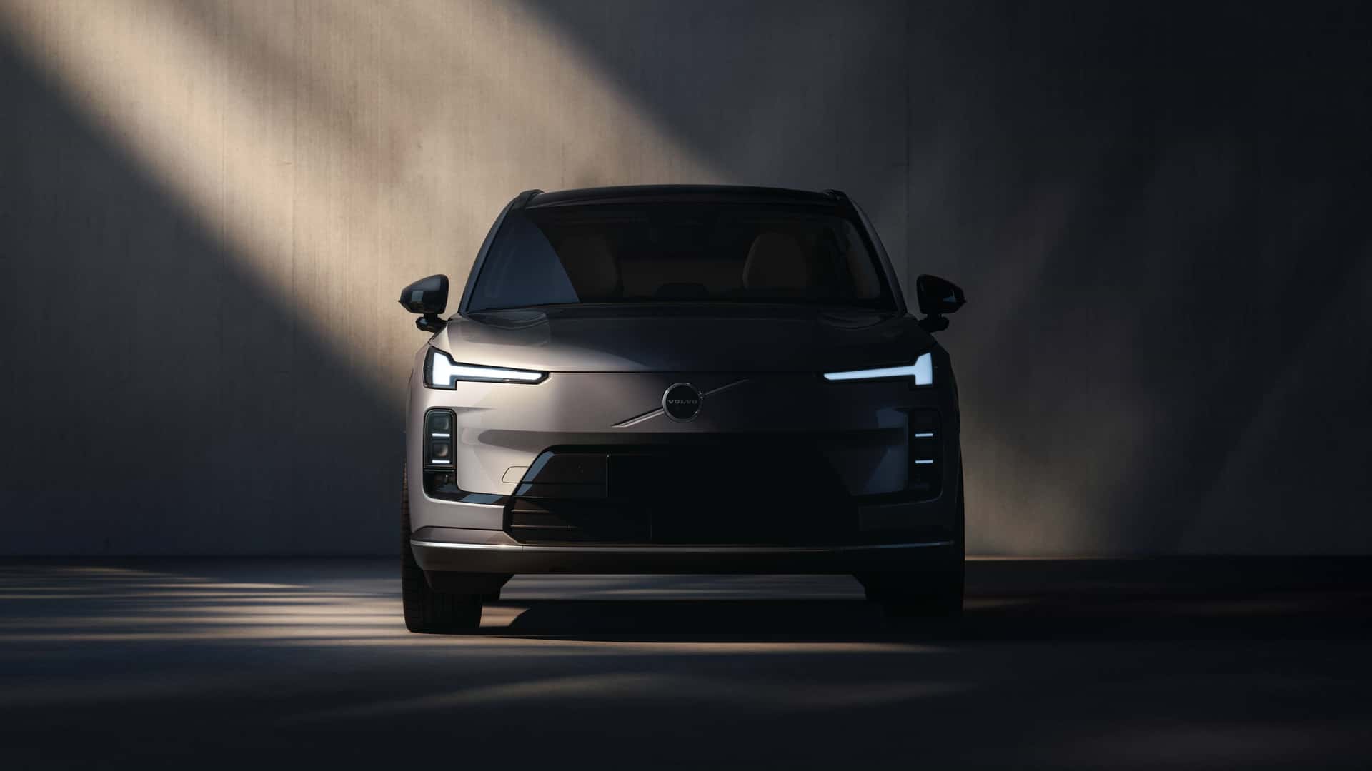 Volvo tem novo SUV com extensor de autonomia; conheça o XC70
