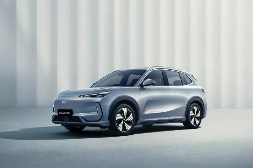 Primeiros carros da Geely desembarcam no Brasil
