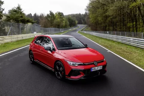 Volkswagen vai lançar Golf mais potente de toda sua história
