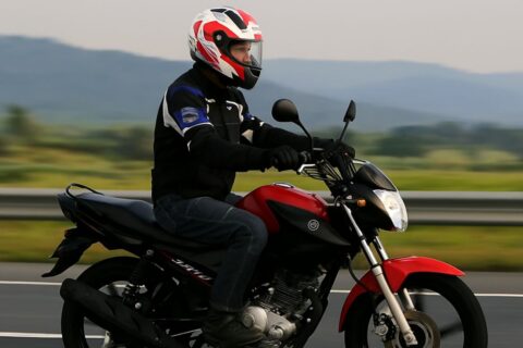 Nova moto da Yamaha tem consumo surpreendente e recursos práticos; saiba qual é