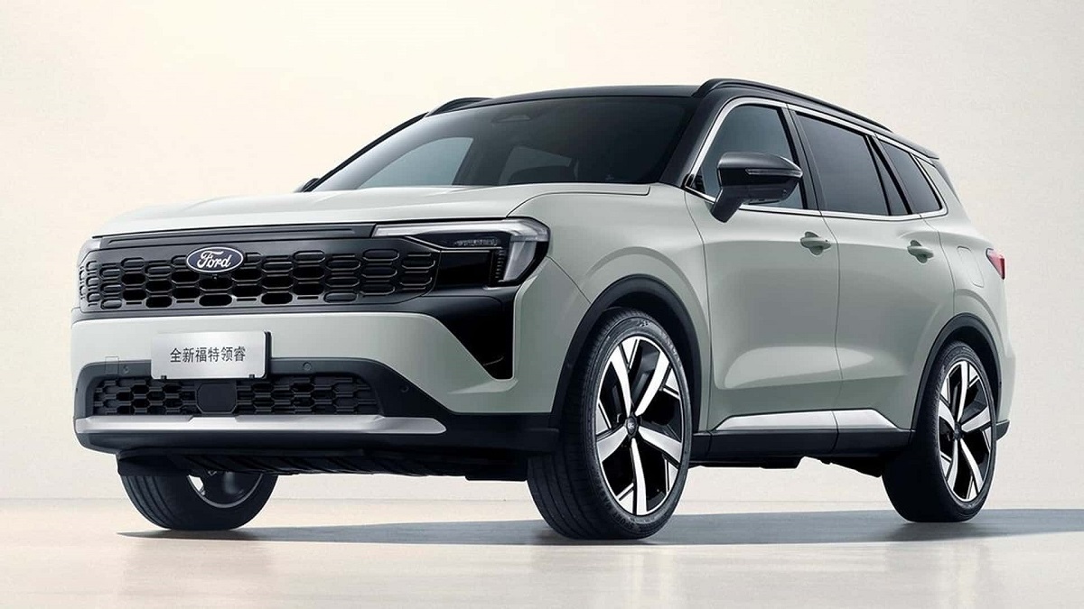 Ford Territory 2026 chega renovado para enfrentar o líder Jeep Compass no Brasil