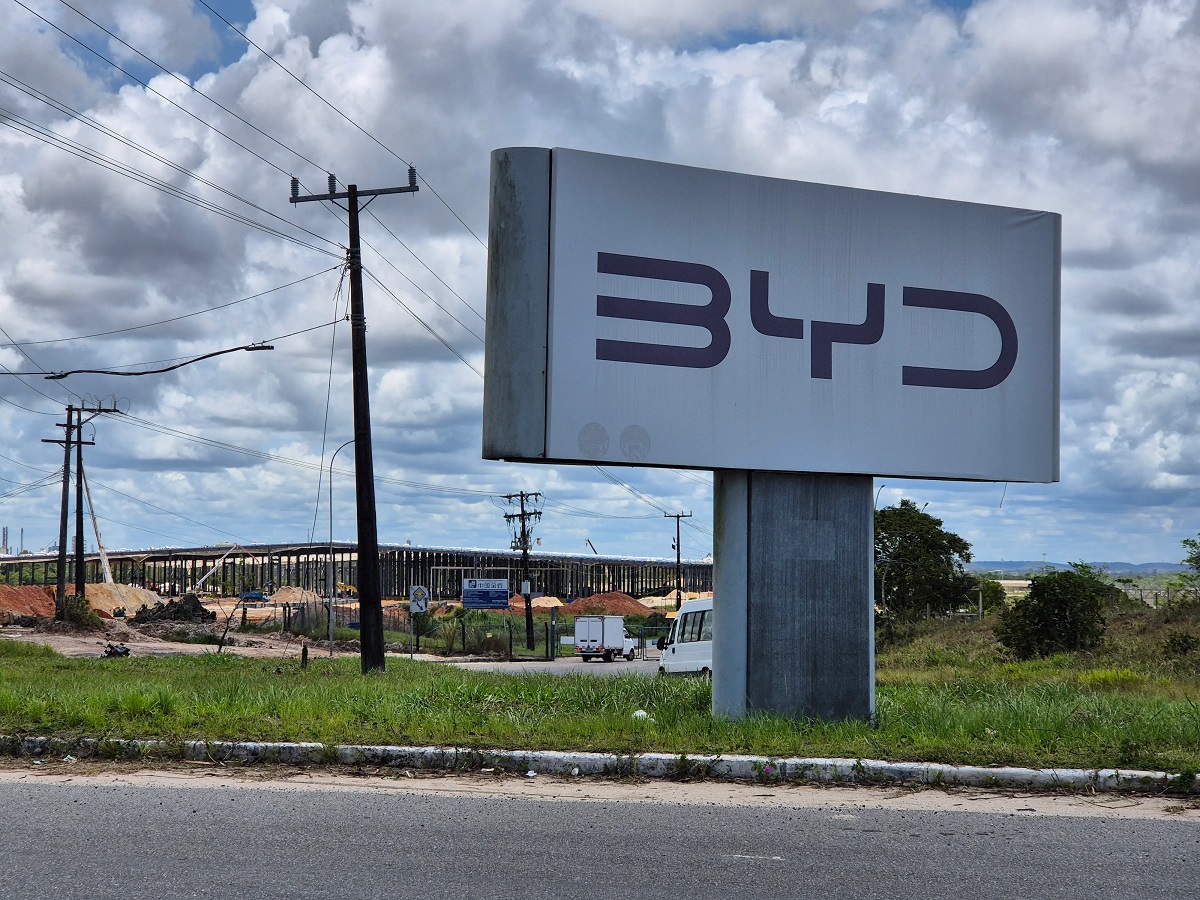 Deu para trás: BYD adia novamente início da produção de carros no Brasil