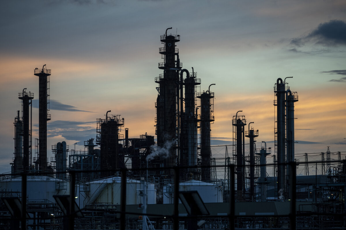 Guerra do Irã pode aumentar o preço da gasolina no Brasil