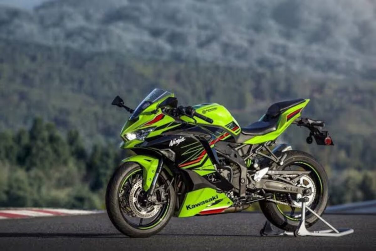 Kawasaki Ninja ZX4-RR - Foto: Divulgação