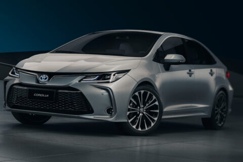 Novo Toytota Corolla GLi Hybrid 2025 quer tirar reinado do BYC King no Brasil