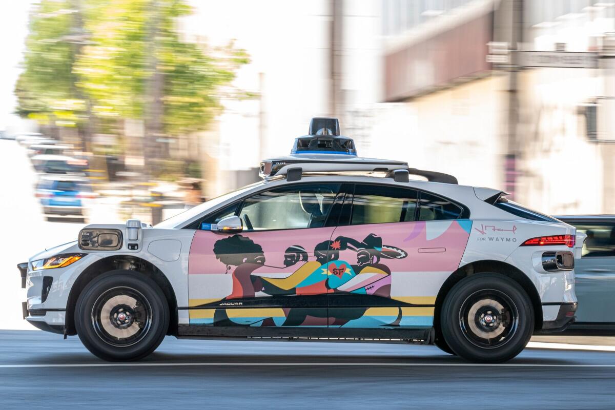 Adolescentes de 14 anos agora podem andar sozinhos em carros autônomos