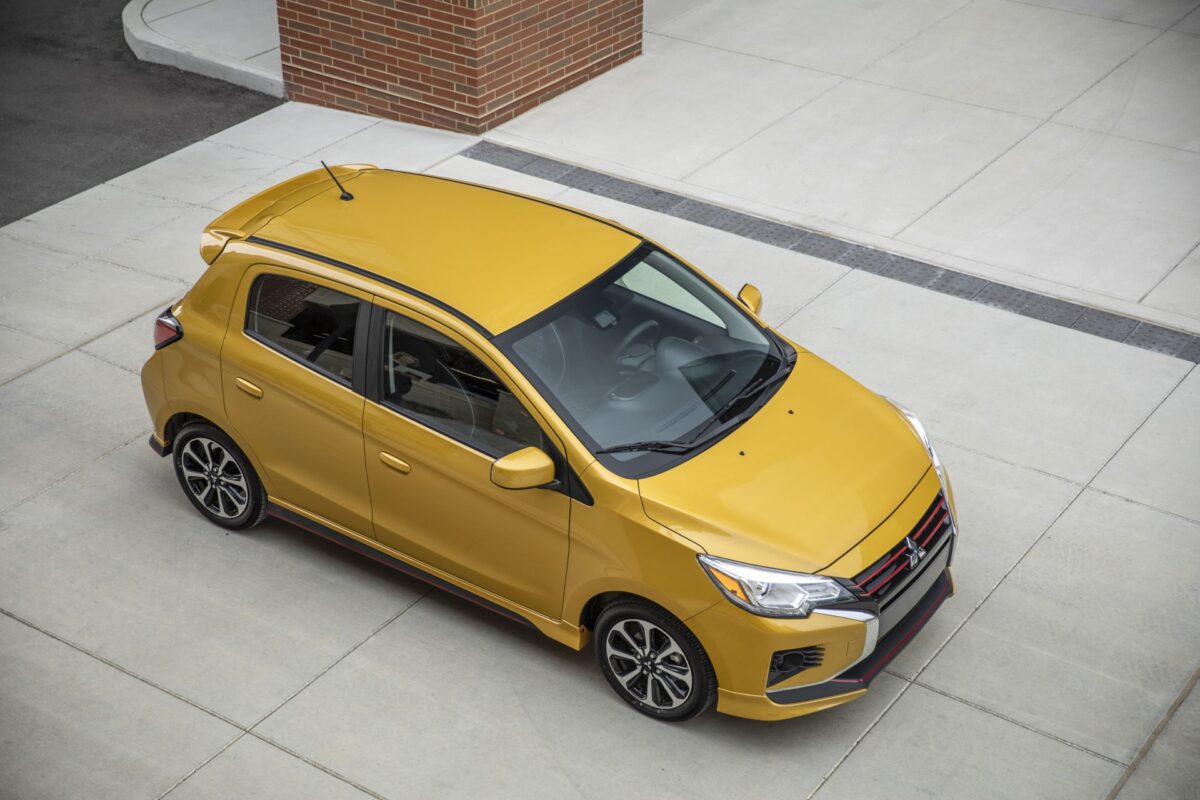 Mitsubishi Mirage é o carro mais barato dos Estados Unidos - Foto: Divulgação