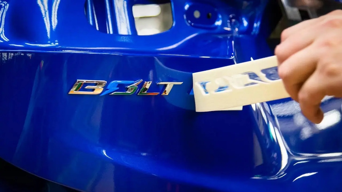 Vem aí: Chevrolet Bolt 2027, o elétrico mais barato da marca, ganha cara nova e bateria mais acessível; confira
