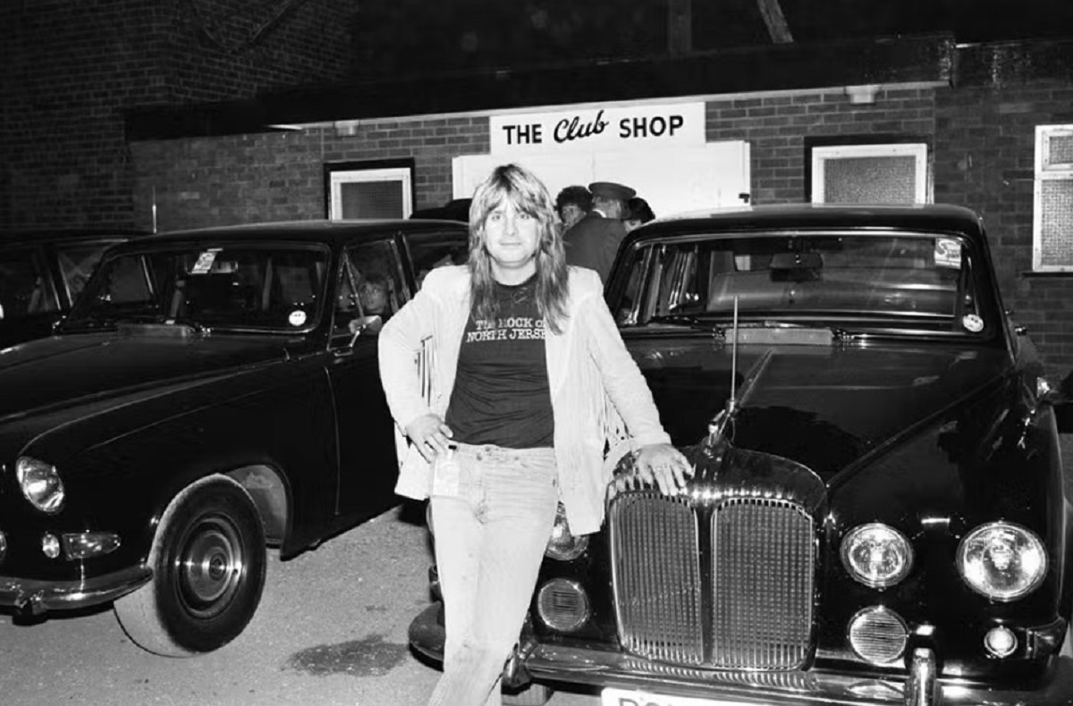 Ozzy Osbourne: 19 tentativas para tirar a habilitação e carros clássicos marcaram sua vida
