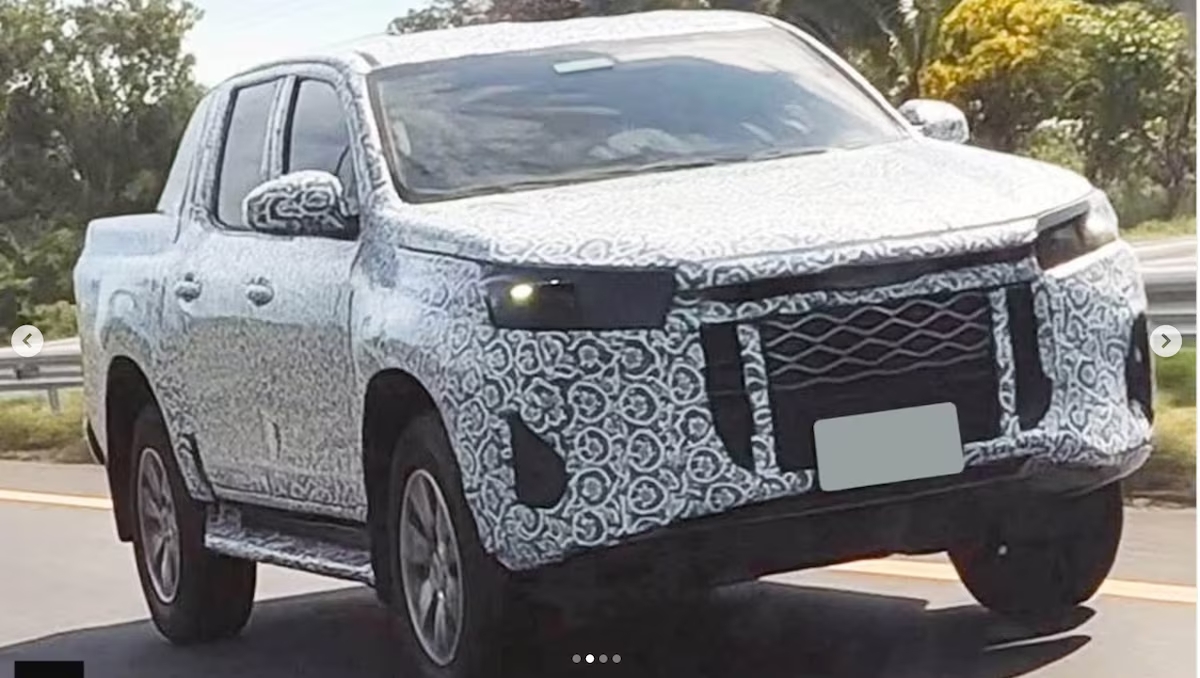 Hilux com camuflagem em testes - Foto: Kurdiastan Automotive Blog