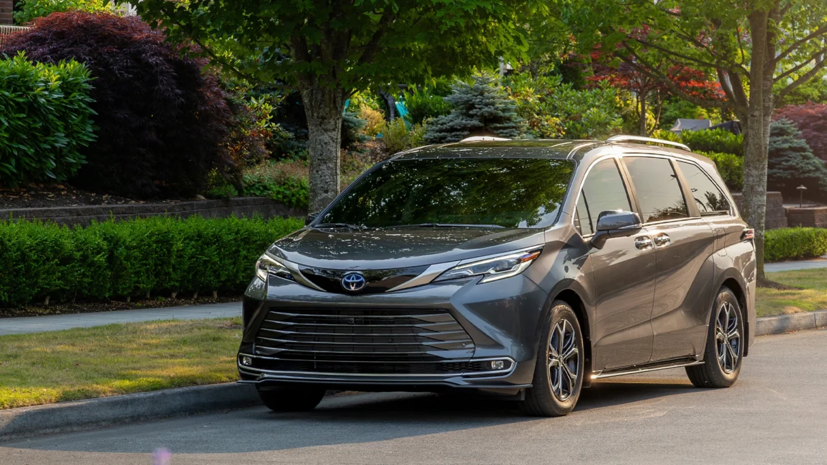 Toyota Sienna - Foto: Divulgação