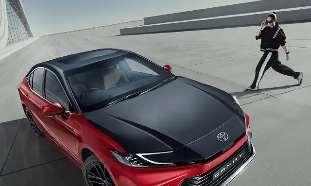 E a gente? Toyota Lança Novo Camry Sprint Edition na Índia