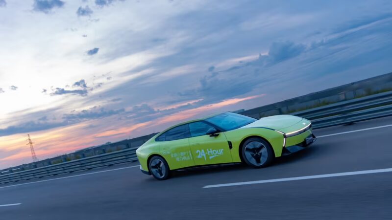 XPeng P7 quebra recorde de resistência e entra para a história dos carros elétricos - Foto: Divulgação