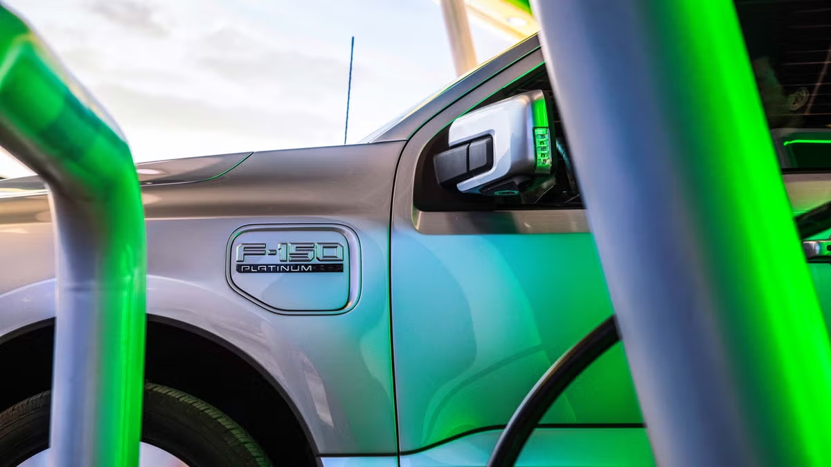 Ford promete carro elétrico revolucionário para agosto