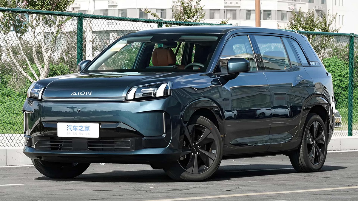 Novidade: GAC Aion V é o SUV elétrico que usa gasolina para não parar na tomada
