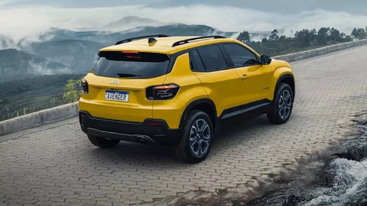 Novidade chegando? Jeep Avenger é flagrado camuflado no Brasil e promete bater de frente com Kardian e Tera
