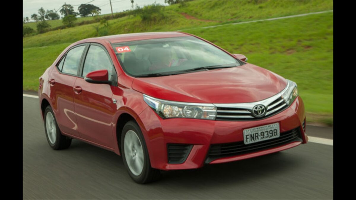 Toyota Corolla 2016 - Foto: Divulgação