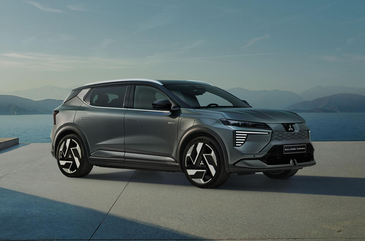 O Novo Mitsubishi Eclipse Cross é lançado como um Renault Scenic elétrico - Foto: Divulgação