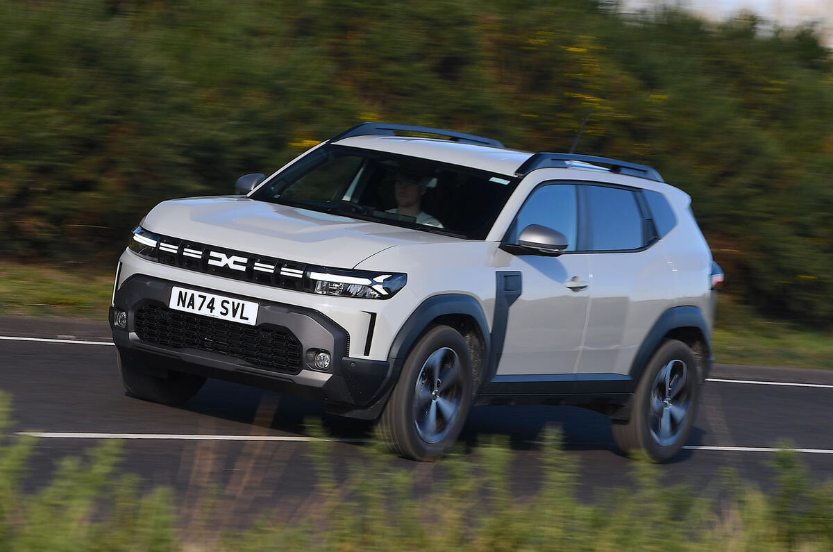 Duster híbrido: versão europeia ganha mais potência e indica o futuro do modelo no Brasil