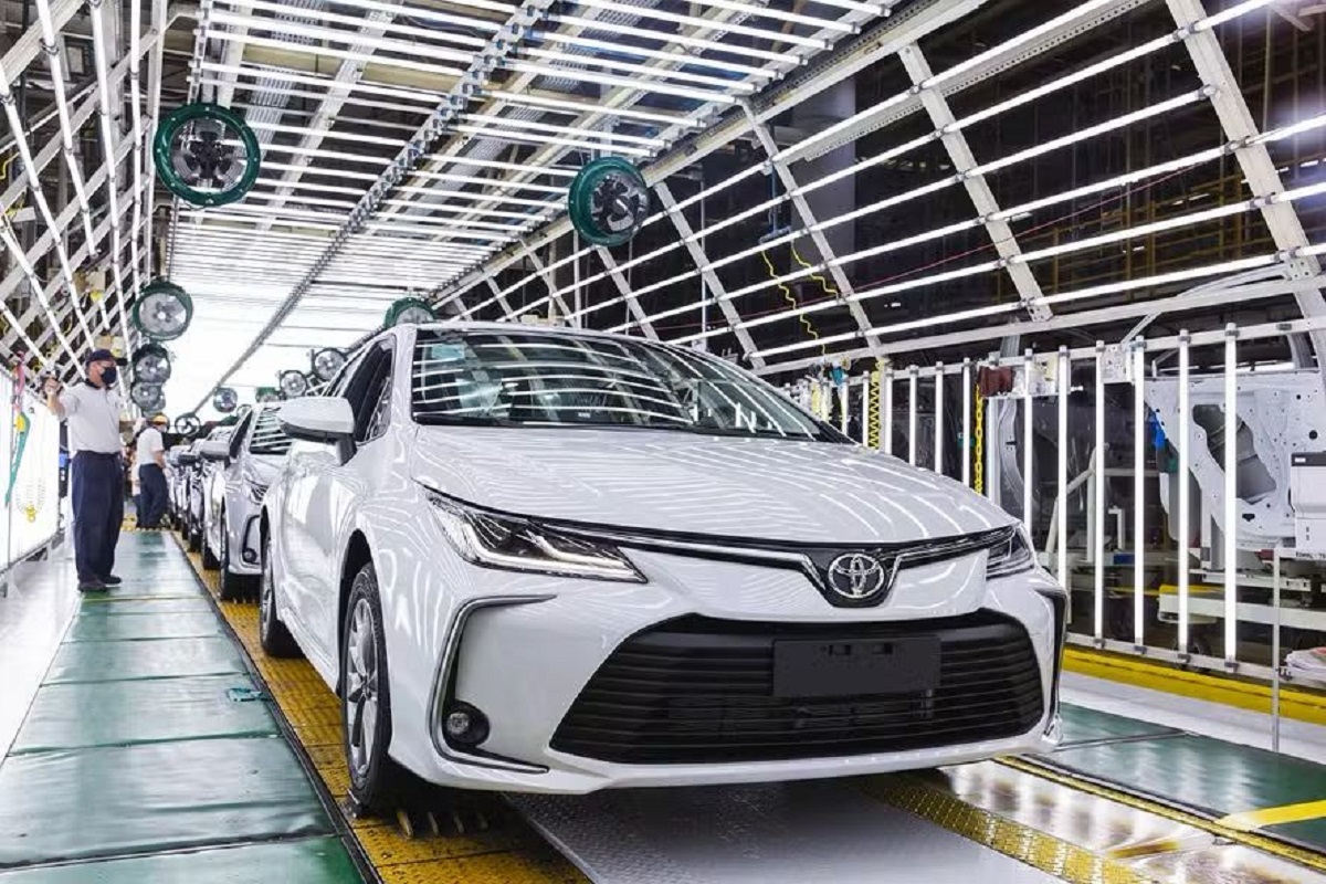 Após fábrica da Toyota ser destruída, funcionários aceitam layoff para salvar empregos