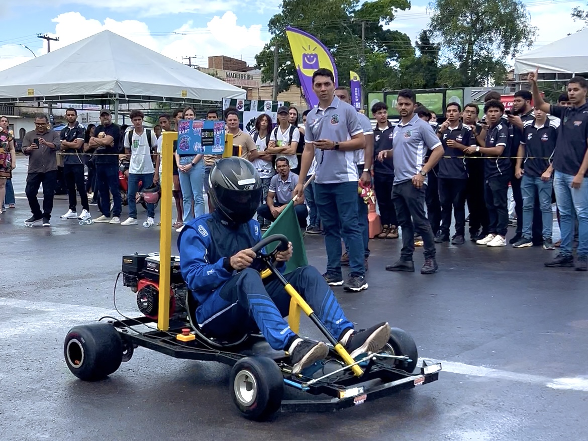 Estudantes da rede pública constroem karts do zero e transformam aprendizado em corrida