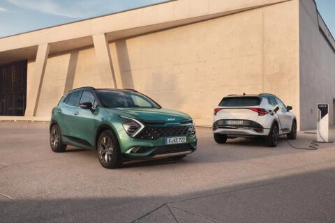 Revolução elétrica no Reino Unido: Mais de 1/4 dos carros vendidos em agosto são elétricos