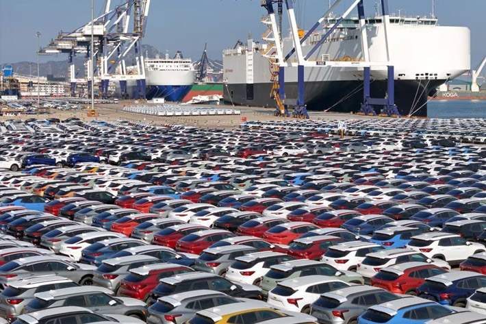 México impõe tarifa de 50% sobre carros chineses após pressão dos EUA