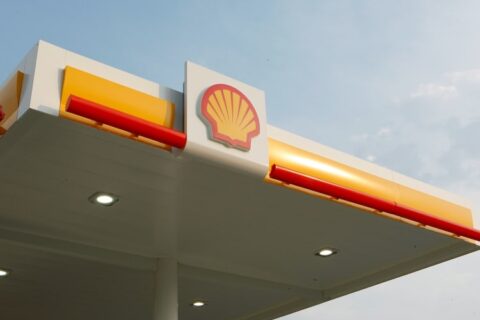 Shell promete recarregar carros elétricos em menos de 10 minutos com nova tecnologia