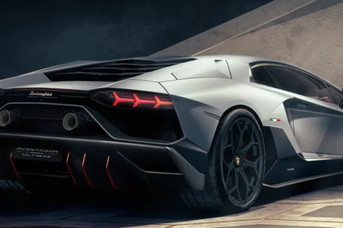 Lamborghini de R$ 8 milhões, a nº 1 do mundo, é apreendida no Brasil