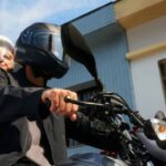 Uber moto não vai poder trabalhar em dia de chuva? Nova lei pode bloquear corridas e revolta usuários