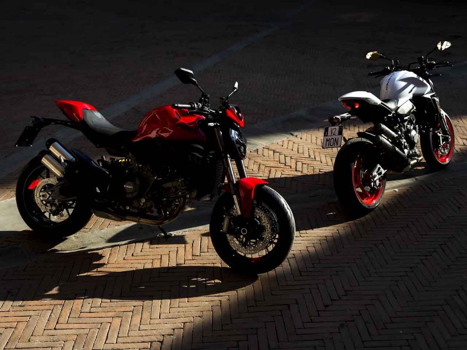 Nova Ducati Monster 890 2026