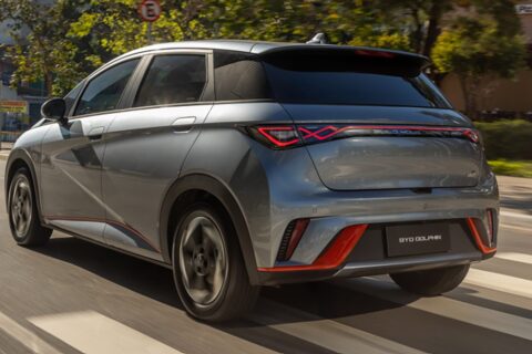 Fenômeno elétrico, BYD Dolphin bate recorde de 1 milhão de vendas e vira nacional