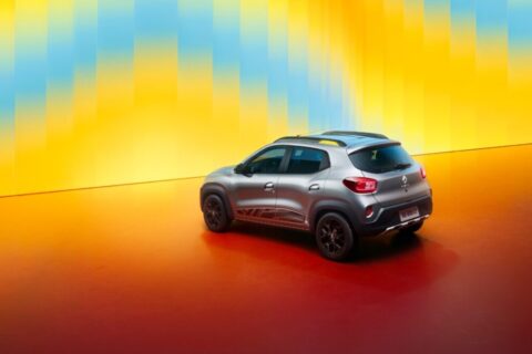 Adeus, visual antigo! Novo Renault Kwid flex terá a mesma cara do modelo elétrico