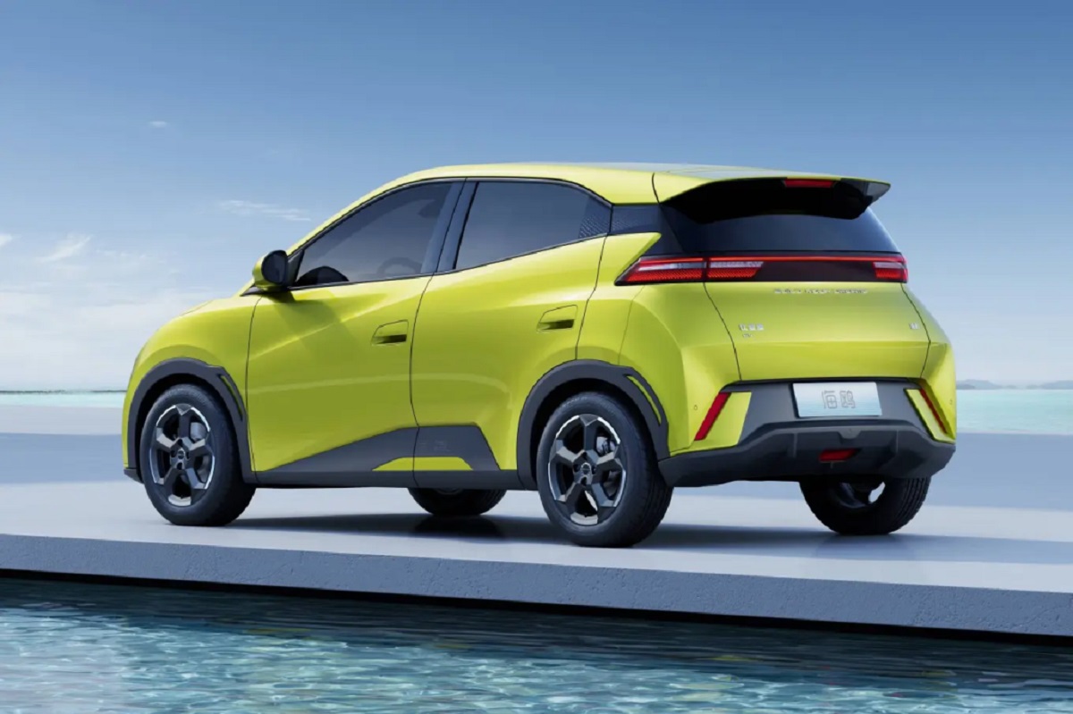 Carros da BYD batem recorde histórico de vendas e humilham rival