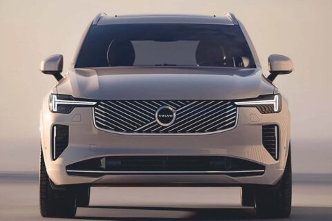 Carros híbridos da Volvo batem 1 milhão de vendas e estratégia da marca surpreende