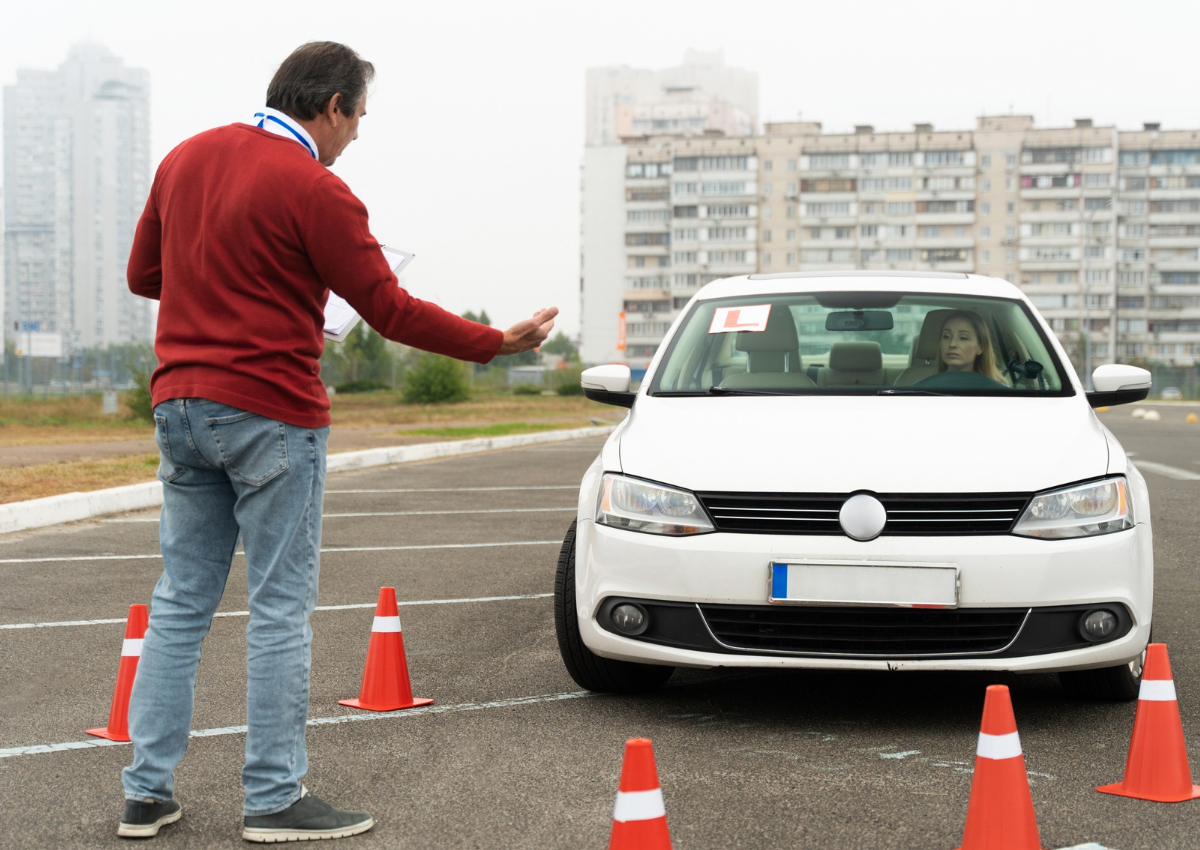 Cadastro para instrutor automotivo: como começar a dar aula e quanto cobrar?