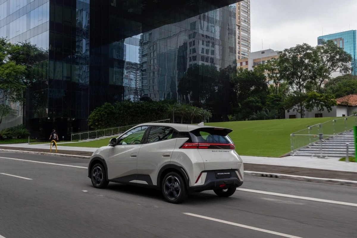 Ficha técnica completa do BYD Dolphin Mini 2026: preços e versões