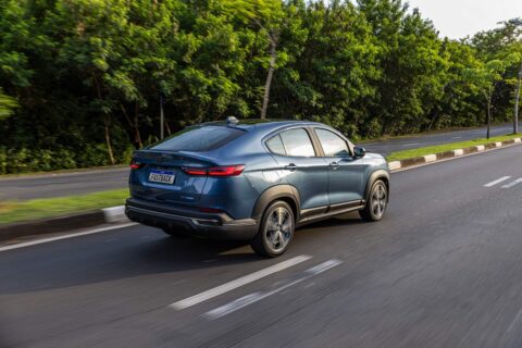 Fastback Turbo entra no PcD por R$ 99.790 e fica R$ 197 abaixo do T-Cross Sense
