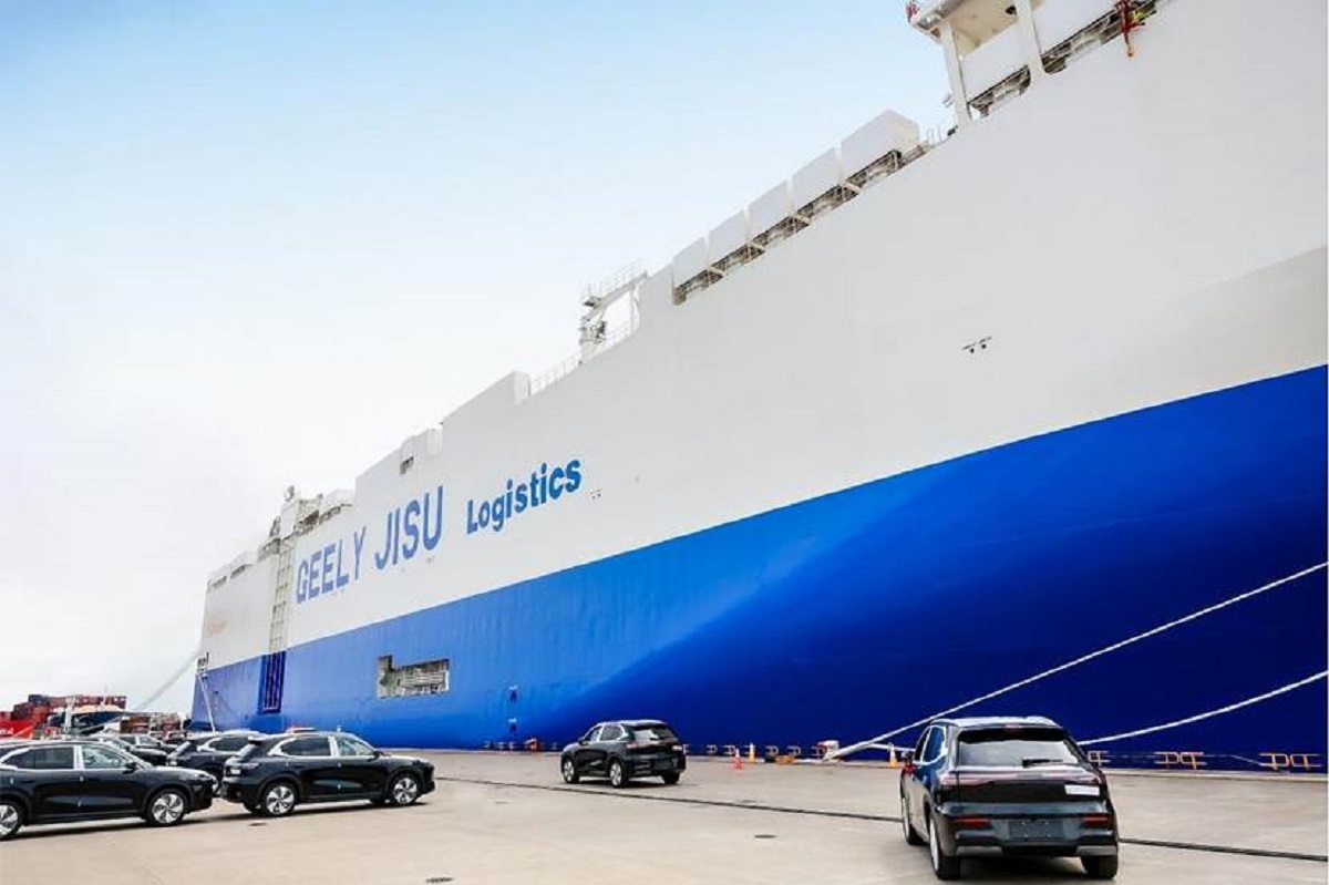 Geely lança navio gigante para acelerar sua dominação global de carros