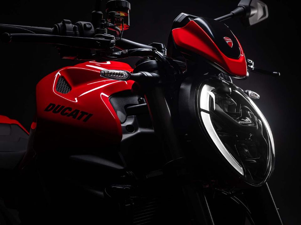 Nova Ducati Monster 890 2026